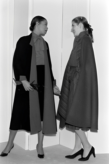 Women 80's Fashion 12 Madame Gres fall 1980, models are wearing pumps